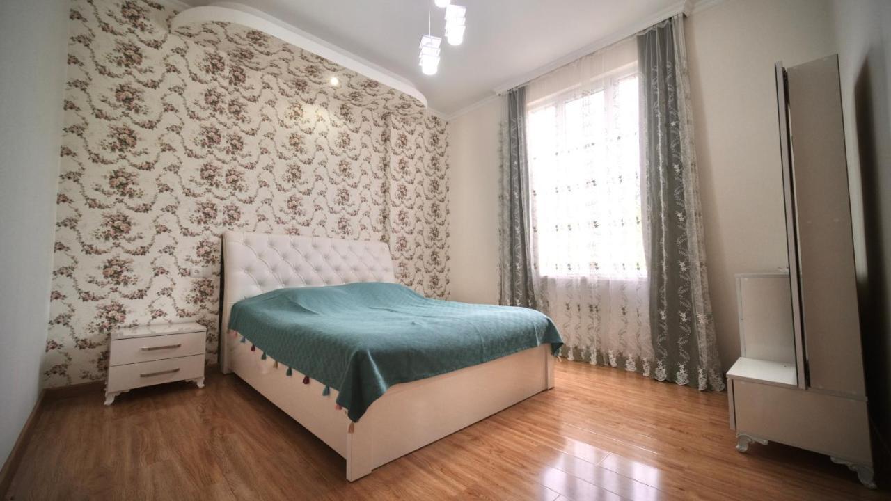 Guesthouse - Family Hotel Bagdati Eksteriør bilde